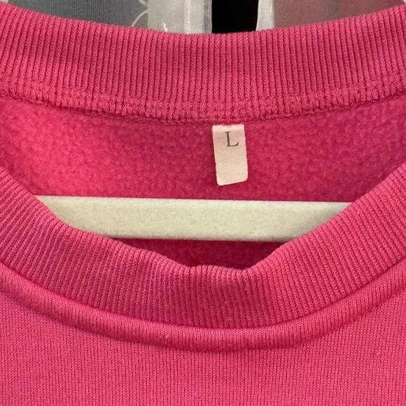 Taylor Swift 1989 Taylor's Version Crewneck Pink Sweatshirt Large - Picture 3 of 9